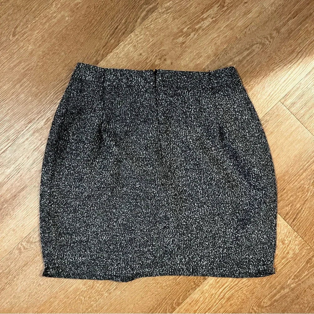 STEVE MADDEN TWEED SKIRT SIZE S - Picture 2 of 3